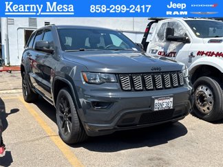 Used 2018 Jeep Grand Cherokee Altitude image 1