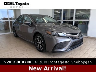 Used 2023 Toyota Camry SE image 1
