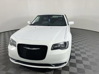 Used 2019 Chrysler 300 S image 1