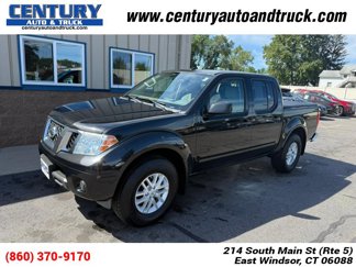 Used 2018 Nissan Frontier SV image 1