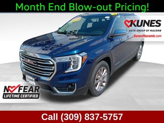 Used 2023 GMC Terrain SLT image 1