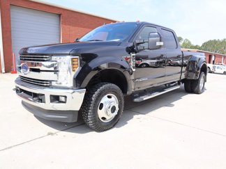 Used 2019 Ford F350 Lariat w/ Lariat Value Package image 1