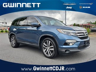 Used 2017 Honda Pilot Touring image 1