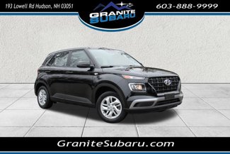Used 2022 Hyundai Venue SE image 1