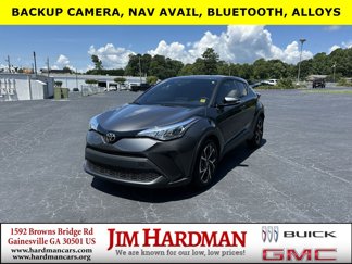 Used 2022 Toyota C-HR XLE image 1