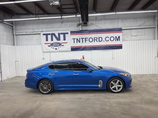 Used 2018 Kia Stinger image 1