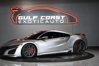 Used 2017 Acura NSX image 1