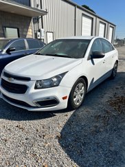 Used 2015 Chevrolet Cruze LS image 1