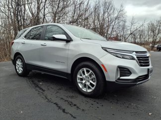 Used 2022 Chevrolet Equinox LT image 1