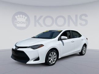 Used 2018 Toyota Corolla LE image 1