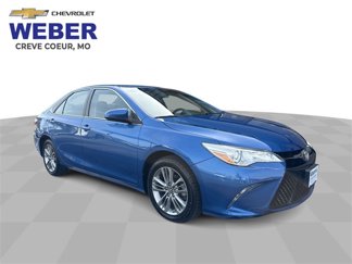 Used 2017 Toyota Camry image 1