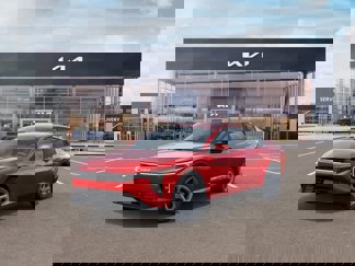 New 2025 Kia K4 LXS image 1