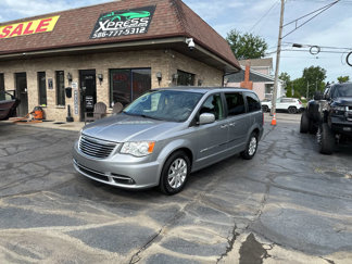 Used 2013 Chrysler Town & Country Touring w/ Trailer Tow Group image 1