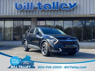 Used 2024 Kia Sportage LX image 1