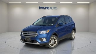 Used 2018 Ford Escape SE image 1