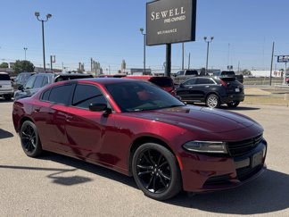 Used 2018 Dodge Charger SXT w/ Blacktop Package image 1