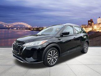 Used 2021 Nissan Kicks SV image 1