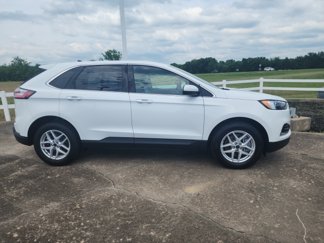 Used 2023 Ford Edge SEL image 1