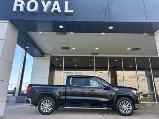 Used 2022 GMC Sierra 1500 SLT image 1
