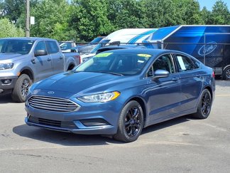 Used 2018 Ford Fusion SE w/ Fusion SE Technology Package image 1