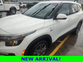 Used 2021 Kia Seltos LX image 1