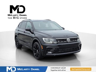 Used 2020 Volkswagen Tiguan SE R-Line image 1