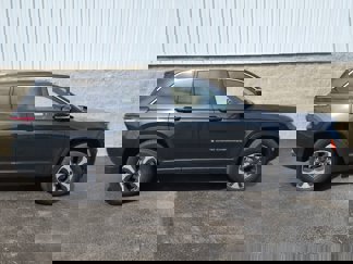 Used 2023 Jeep Grand Cherokee 4WD 4xe w/ Luxury Tech Group II image 1
