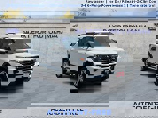 Certified 2022 Ford Explorer XLT image 1