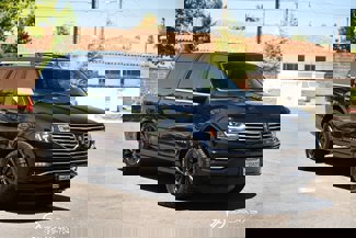 Used 2016 Lincoln Navigator Select image 1