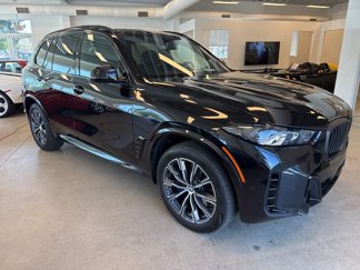 Used 2025 BMW X5 xDrive40i w/ Executive Package image 1