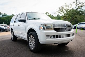 Used 2014 Lincoln Navigator 2WD image 1