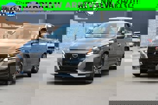 Used 2023 Nissan Altima 2.5 SV image 1