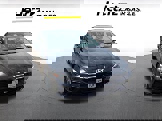Used 2024 Hyundai Elantra SEL image 1