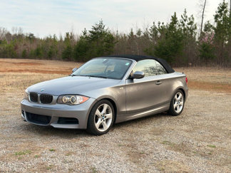 Used 2010 BMW 135i Convertible image 1