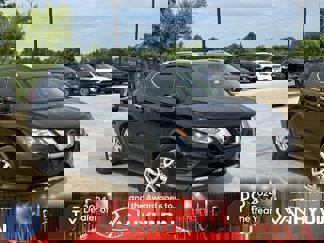 Used 2020 Nissan Rogue SV image 1