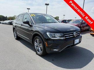 Used 2021 Volkswagen Tiguan SEL image 1