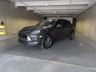 Certified 2024 Porsche Macan Turbo image 1