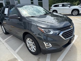 Used 2020 Chevrolet Equinox LS w/ LS Convenience Package image 1