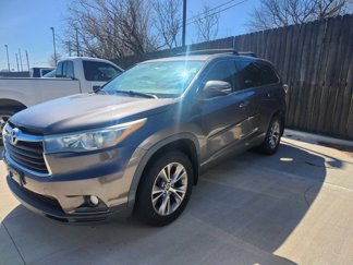 Used 2016 Toyota Highlander Plus image 1