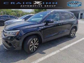 Used 2022 Volkswagen Taos SE image 1