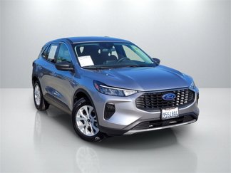 Used 2024 Ford Escape Active image 1
