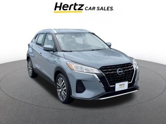 Used 2024 Nissan Kicks SV image 1