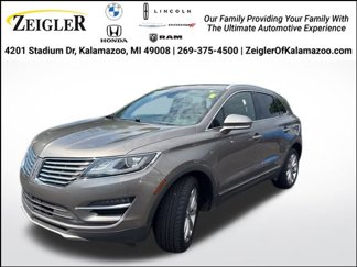 Used 2016 Lincoln MKC Select w/ Select Plus Package image 1