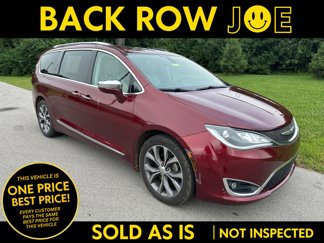 Used 2017 Chrysler Pacifica Limited w/ UConnect Theater Package image 1