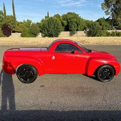 Used 2003 Chevrolet SSR w/ Preferred Equipment Group image 1