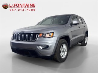Used 2019 Jeep Grand Cherokee Laredo image 1