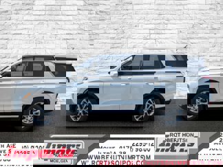 Used 2021 Hyundai Palisade SE image 1