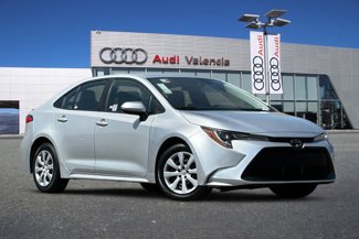 Used 2022 Toyota Corolla LE image 1