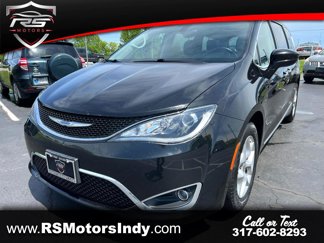 Used 2018 Chrysler Pacifica Touring-L Plus image 1