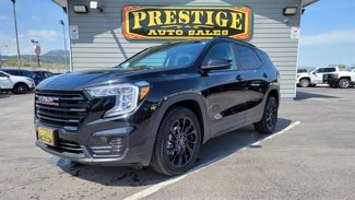 Used 2024 GMC Terrain SLE image 1